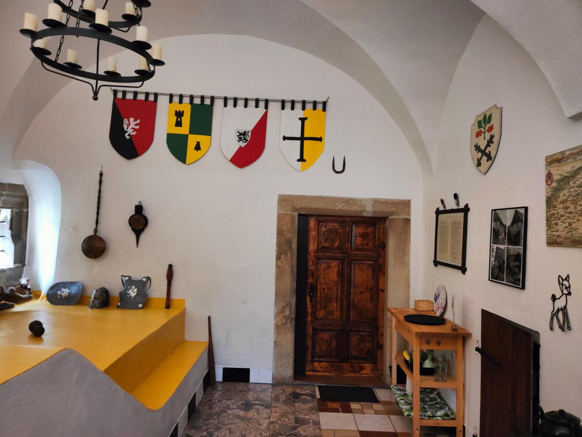 Bed And Breakfast Tvrz Velká Bukovina Extérieur photo