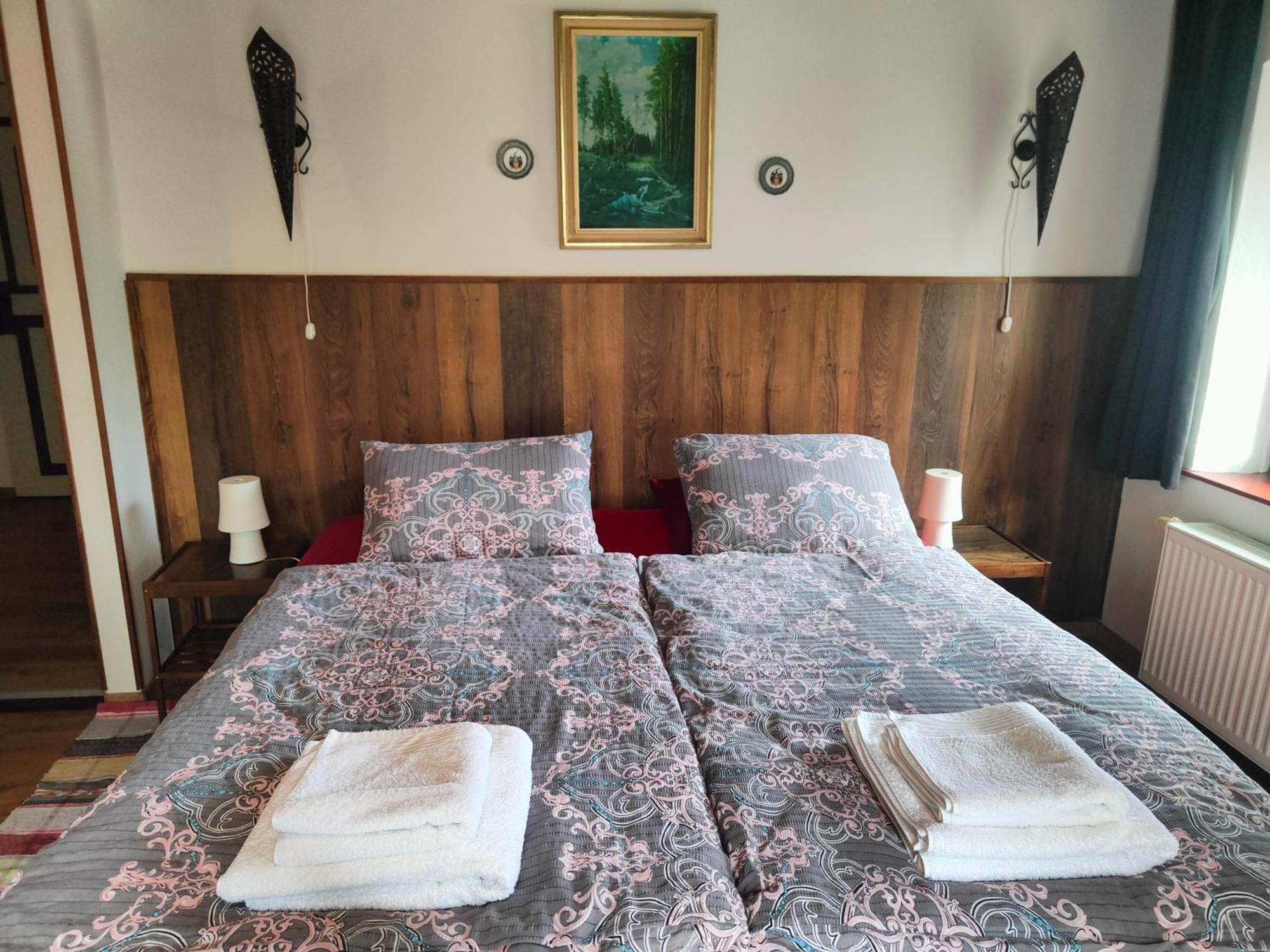 Bed And Breakfast Tvrz Velká Bukovina Extérieur photo